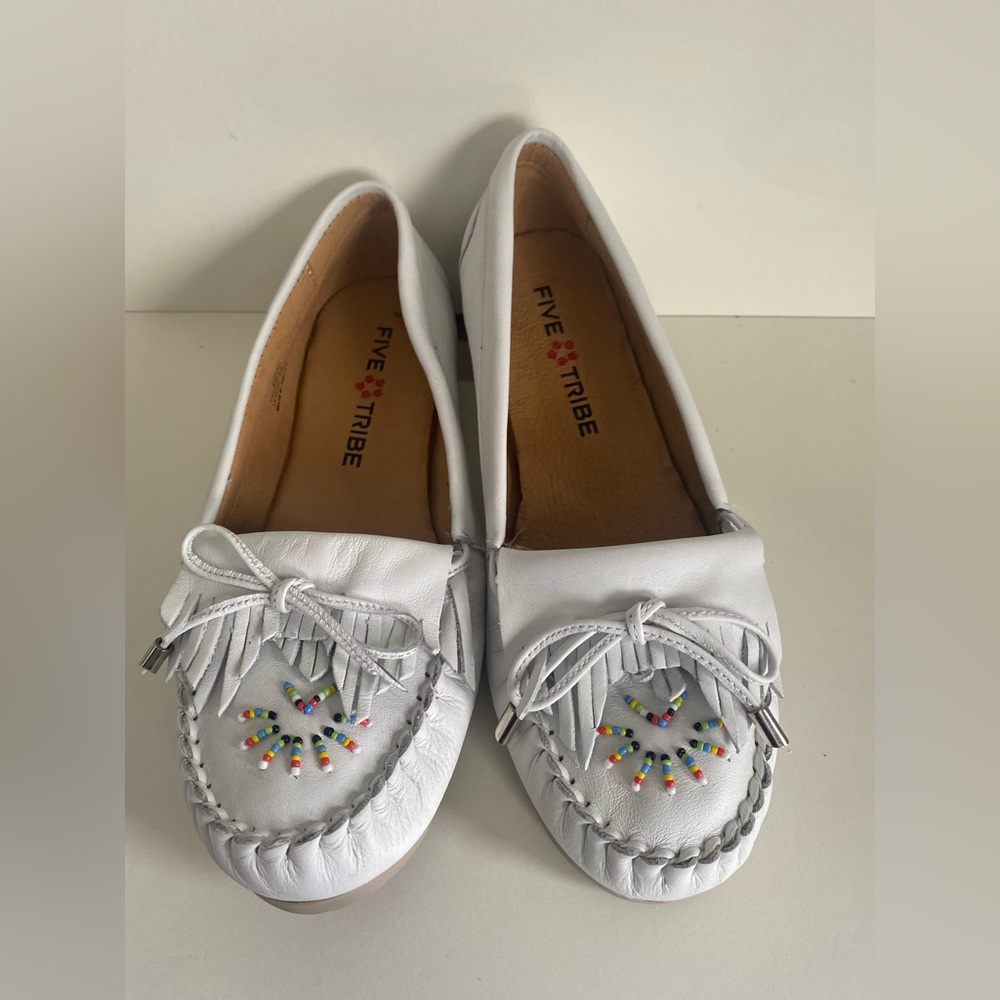 NEW Five Tribe Leather Moccasins